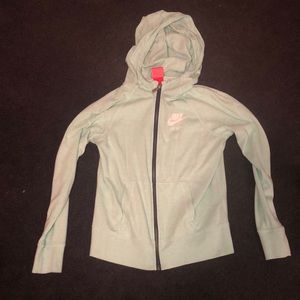 Nike Sweatshirt Zip up.